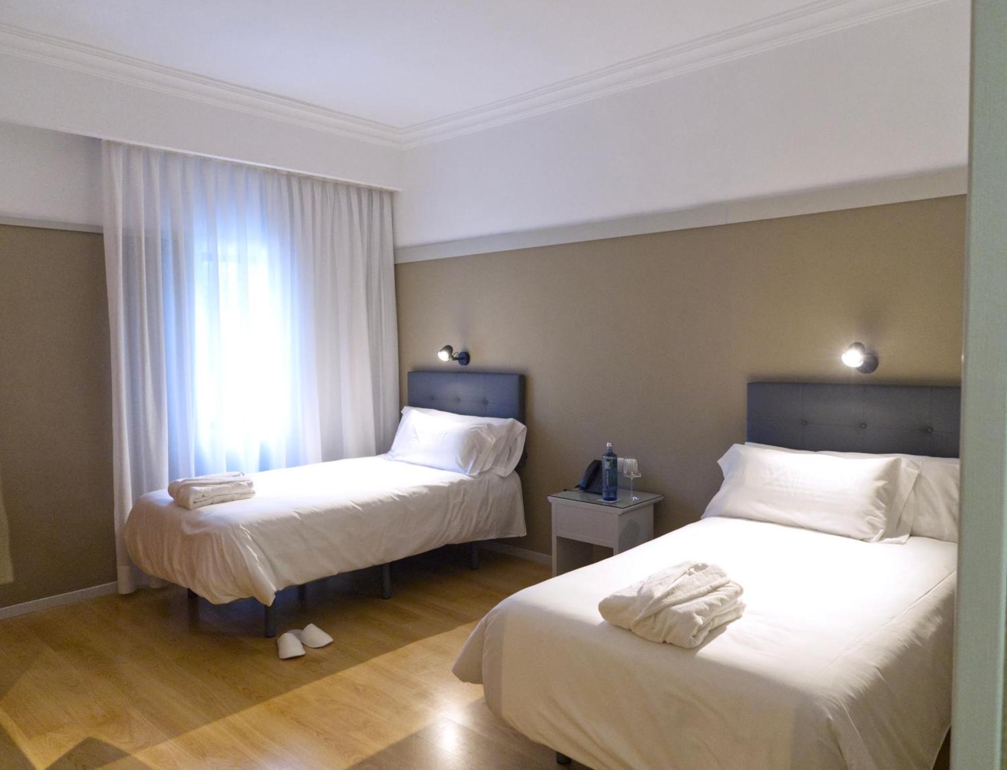 Hotel Ciudad Del Sol Écija Kültér fotó